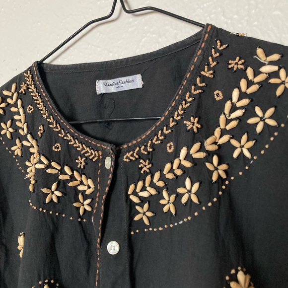 beaded button up top - Picture 2 of 2